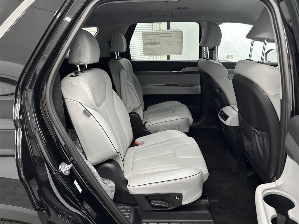 new 2025 Hyundai Palisade car, priced at $40,800