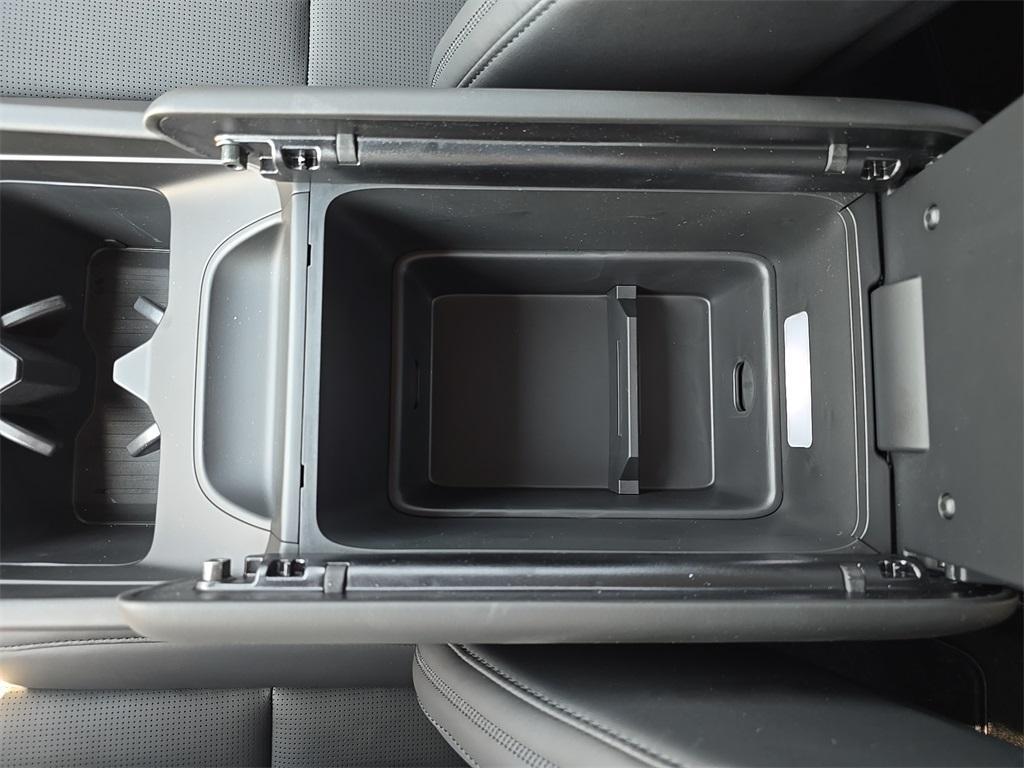 new 2024 Hyundai Santa Fe car, priced at $45,844