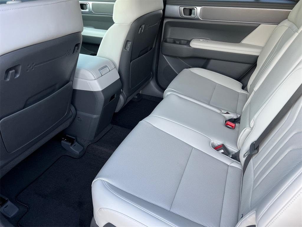 new 2025 Hyundai Santa Fe car, priced at $36,600