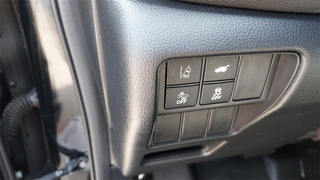 used 2017 Honda CR-V car, priced at $17,394