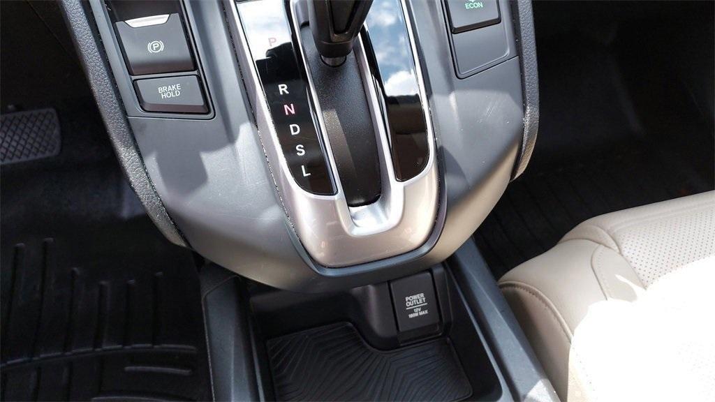 used 2017 Honda CR-V car, priced at $17,394