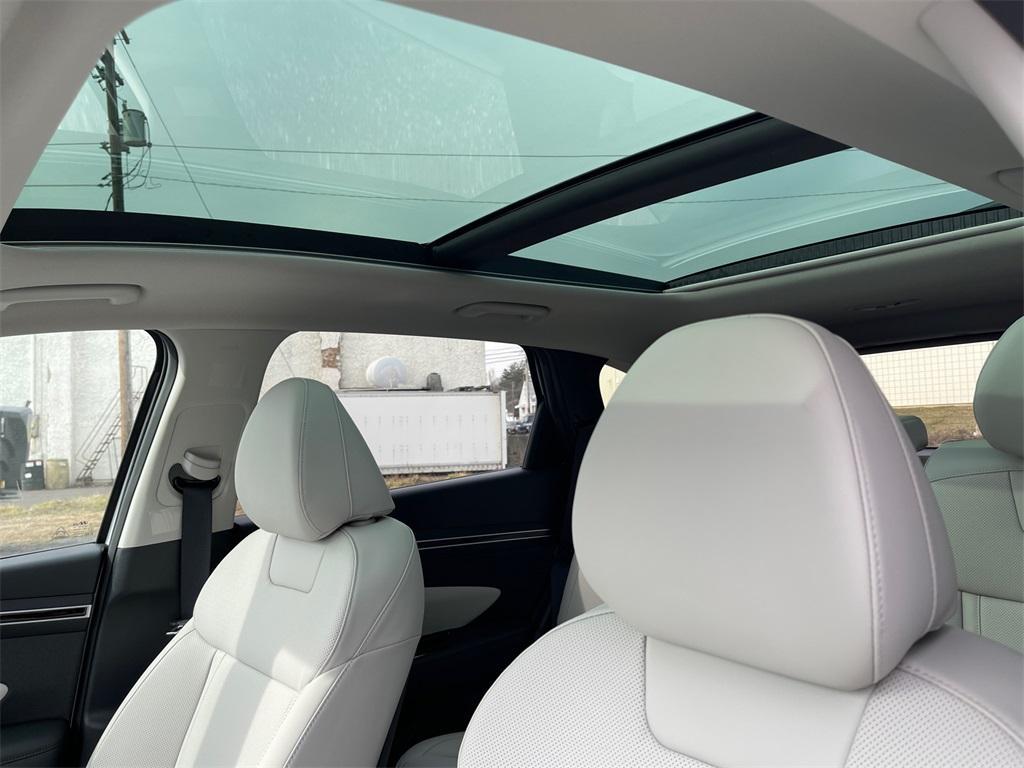 new 2024 Hyundai TUCSON Hybrid car, priced at $34,865
