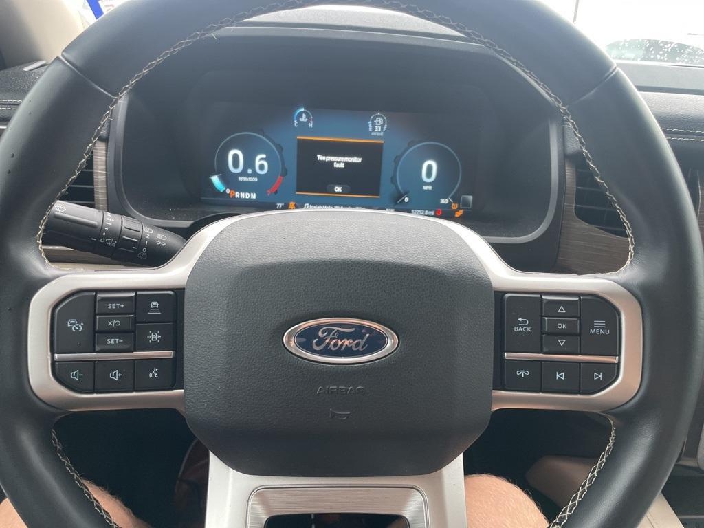 used 2022 Ford Expedition car, priced at $42,000