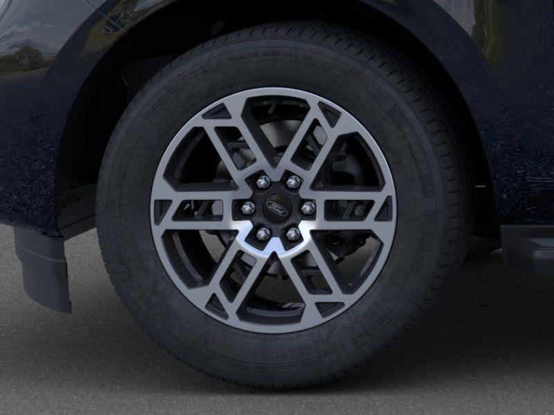 new 2025 Ford Expedition car, priced at $68,210
