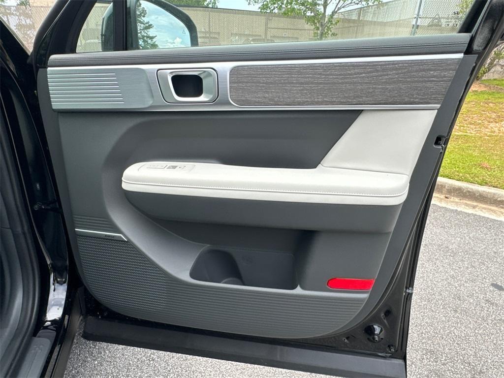 new 2024 Hyundai Santa Fe car, priced at $41,810
