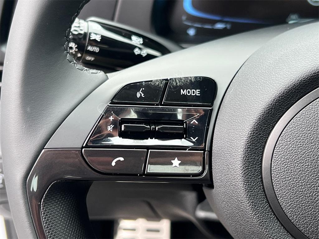 new 2025 Hyundai Elantra car, priced at $23,860