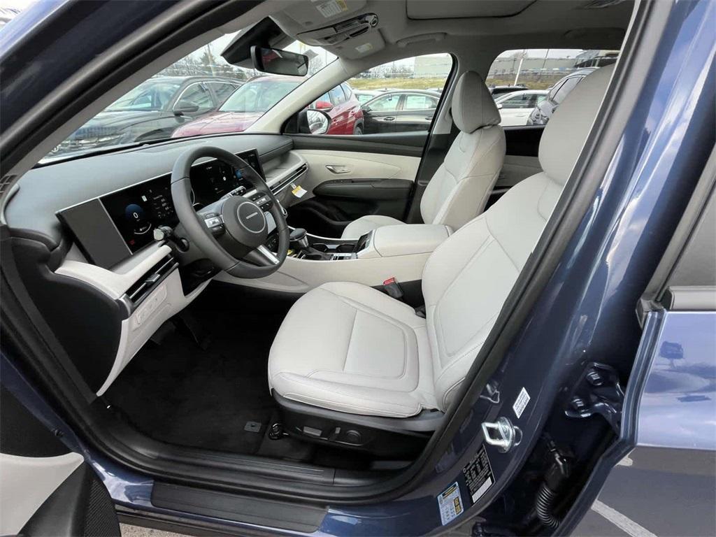 new 2025 Hyundai Tucson car, priced at $32,954