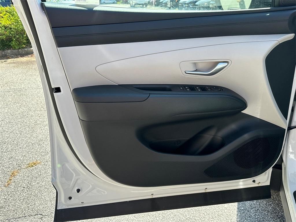 new 2025 Hyundai Tucson car, priced at $29,615