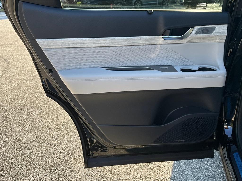 new 2025 Hyundai Palisade car, priced at $52,075