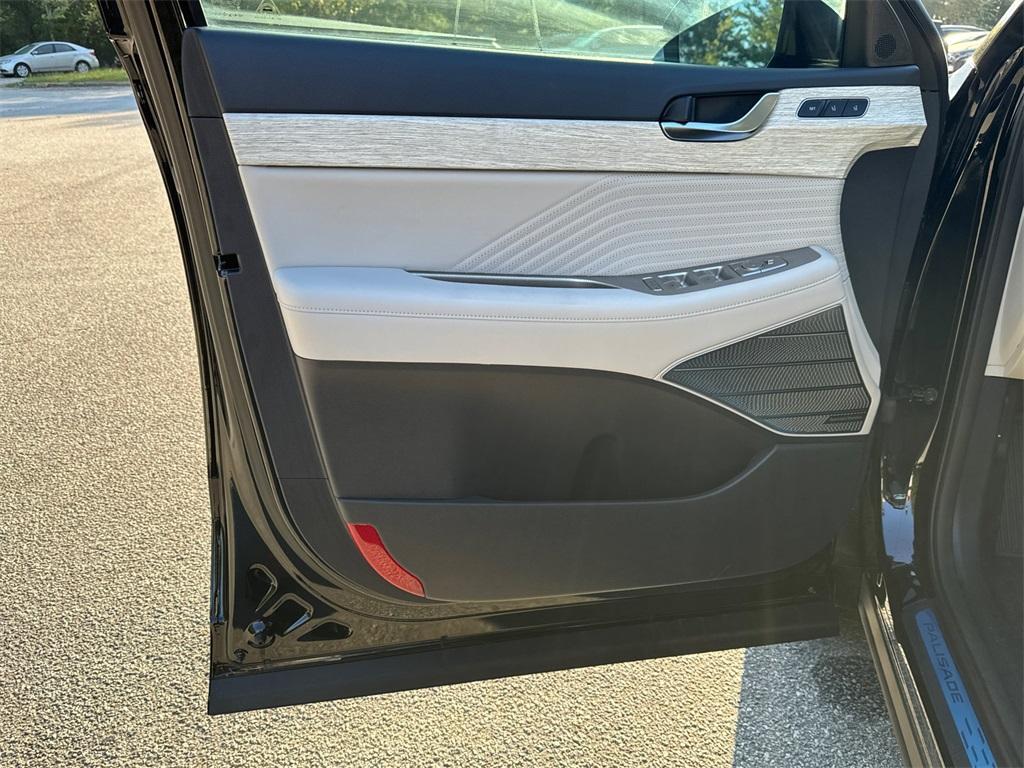 new 2025 Hyundai Palisade car, priced at $52,075