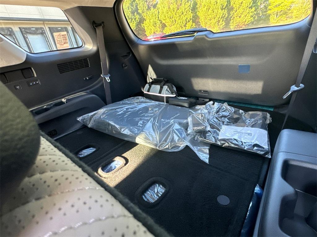 new 2025 Hyundai Palisade car, priced at $52,075