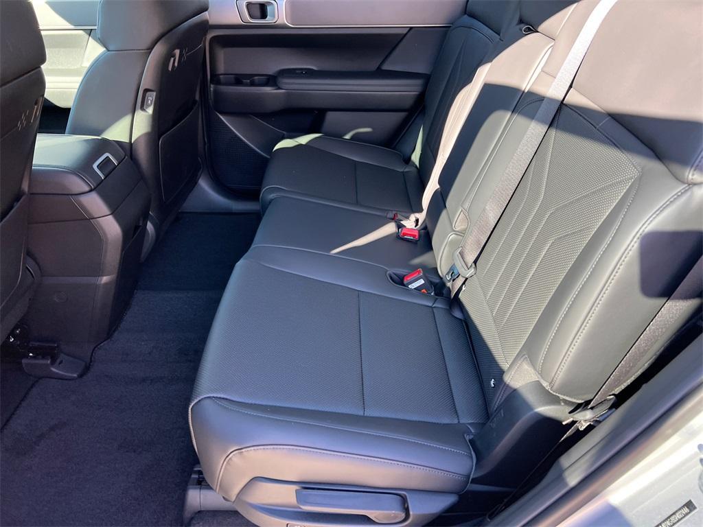 new 2025 Hyundai SANTA FE HEV car, priced at $37,720