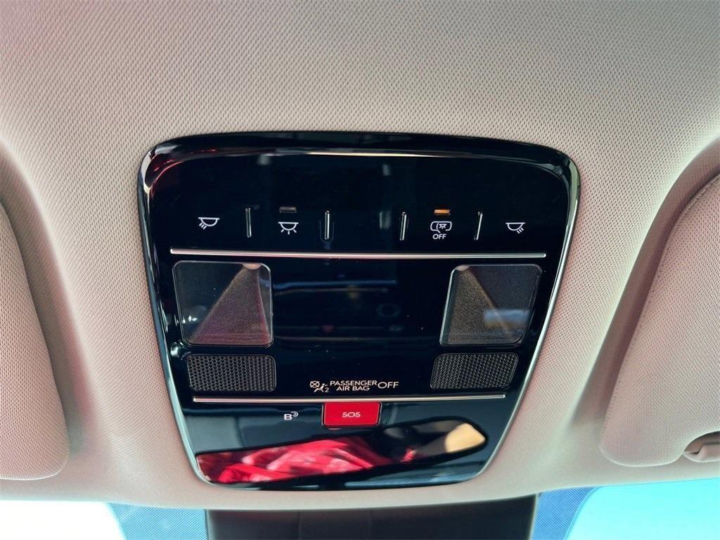 new 2025 Hyundai SANTA FE HEV car, priced at $37,720