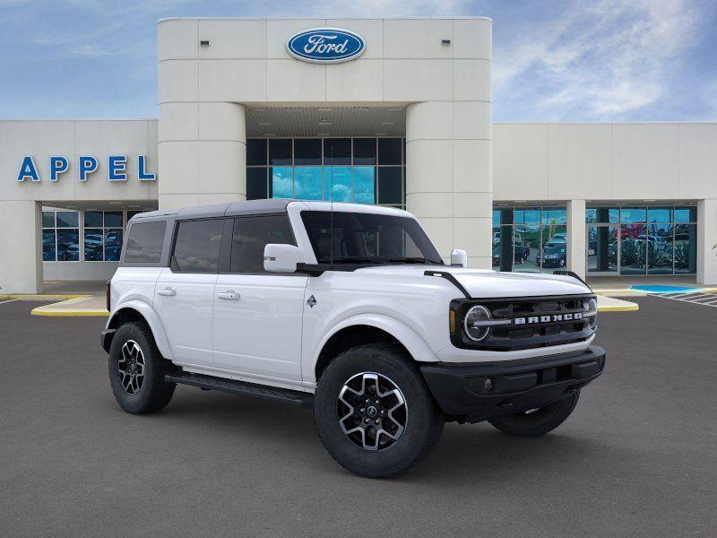 new 2024 Ford Bronco car, priced at $53,389