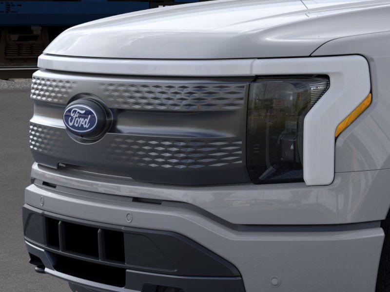 new 2024 Ford F-150 Lightning car