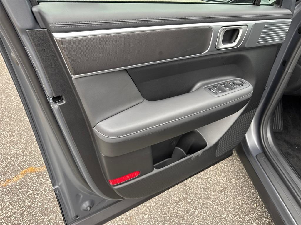 new 2025 Hyundai Santa Fe car, priced at $40,350