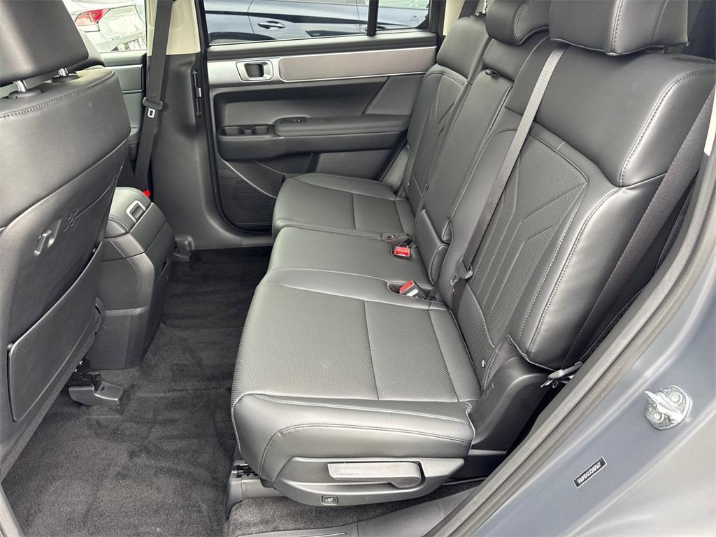 new 2025 Hyundai Santa Fe car, priced at $40,350