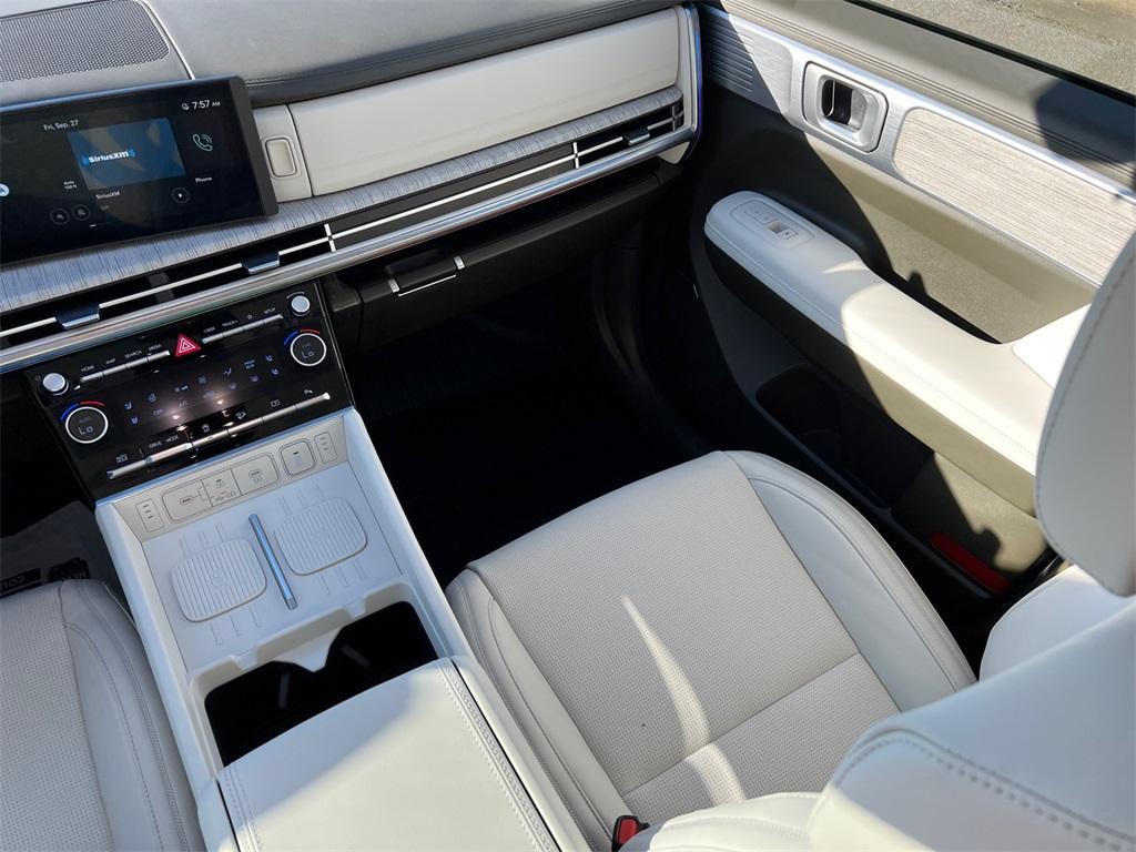 new 2025 Hyundai Santa Fe car, priced at $46,330