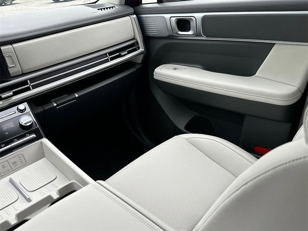 new 2025 Hyundai Santa Fe car, priced at $37,605