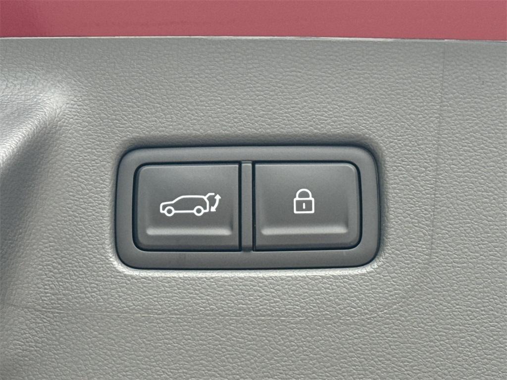 new 2025 Hyundai Santa Fe car, priced at $37,605