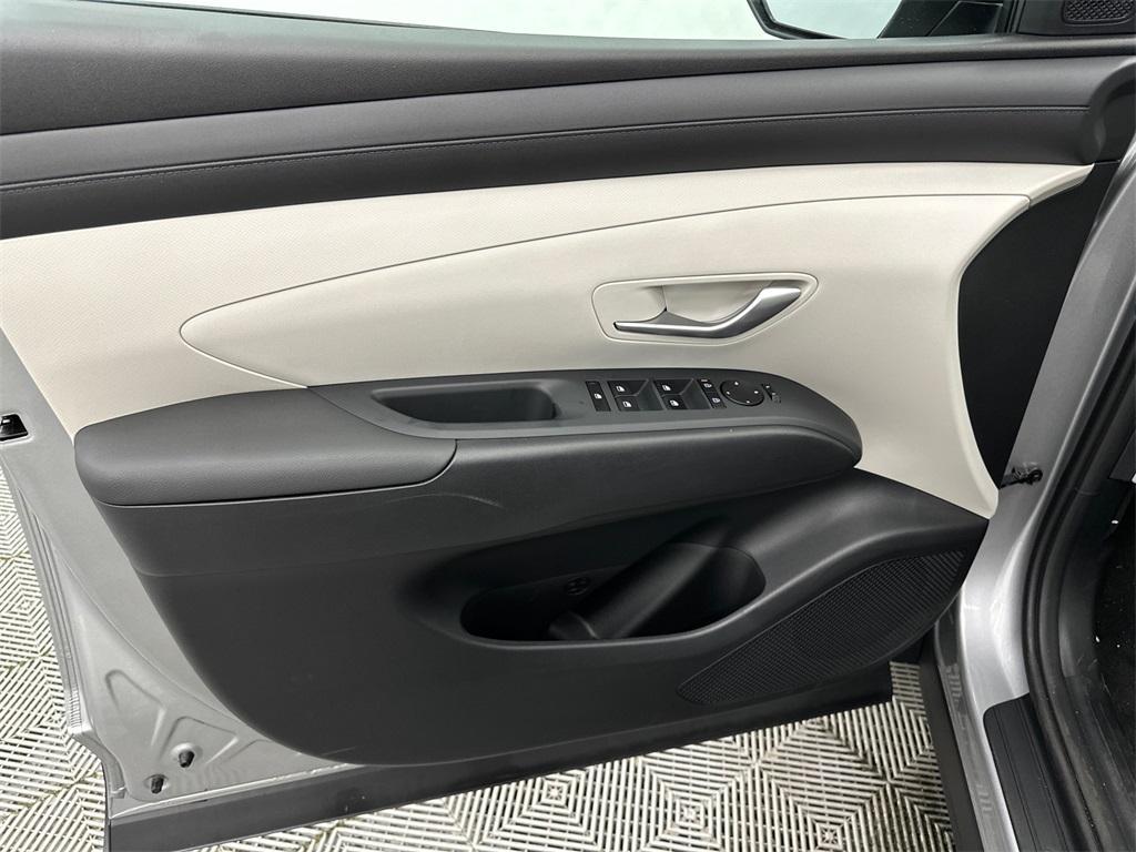 new 2025 Hyundai Tucson car, priced at $30,950