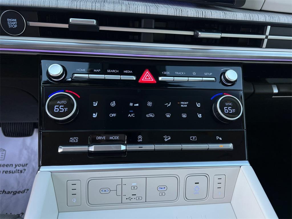 new 2025 Hyundai Santa Fe car, priced at $45,950