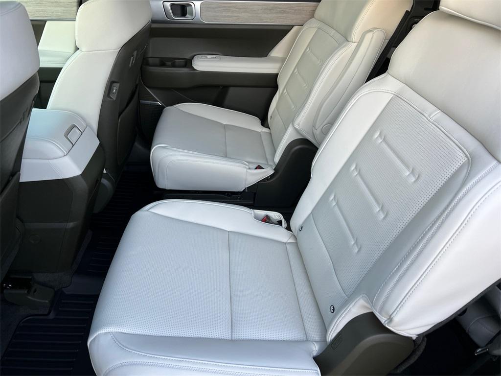 new 2025 Hyundai Santa Fe car, priced at $45,950