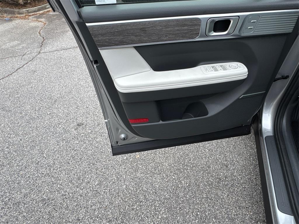 new 2025 Hyundai SANTA FE HEV car, priced at $44,710
