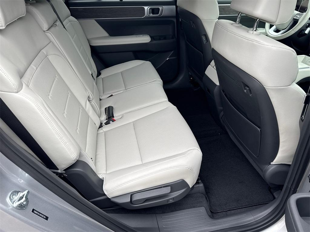 new 2025 Hyundai SANTA FE HEV car, priced at $44,710