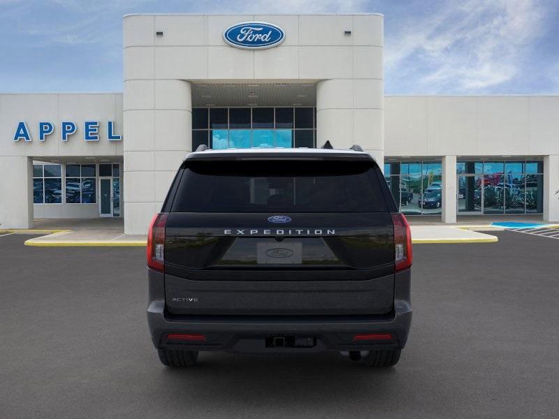 new 2025 Ford Expedition car, priced at $68,705