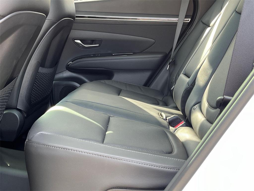 new 2024 Hyundai TUCSON Hybrid car, priced at $39,504