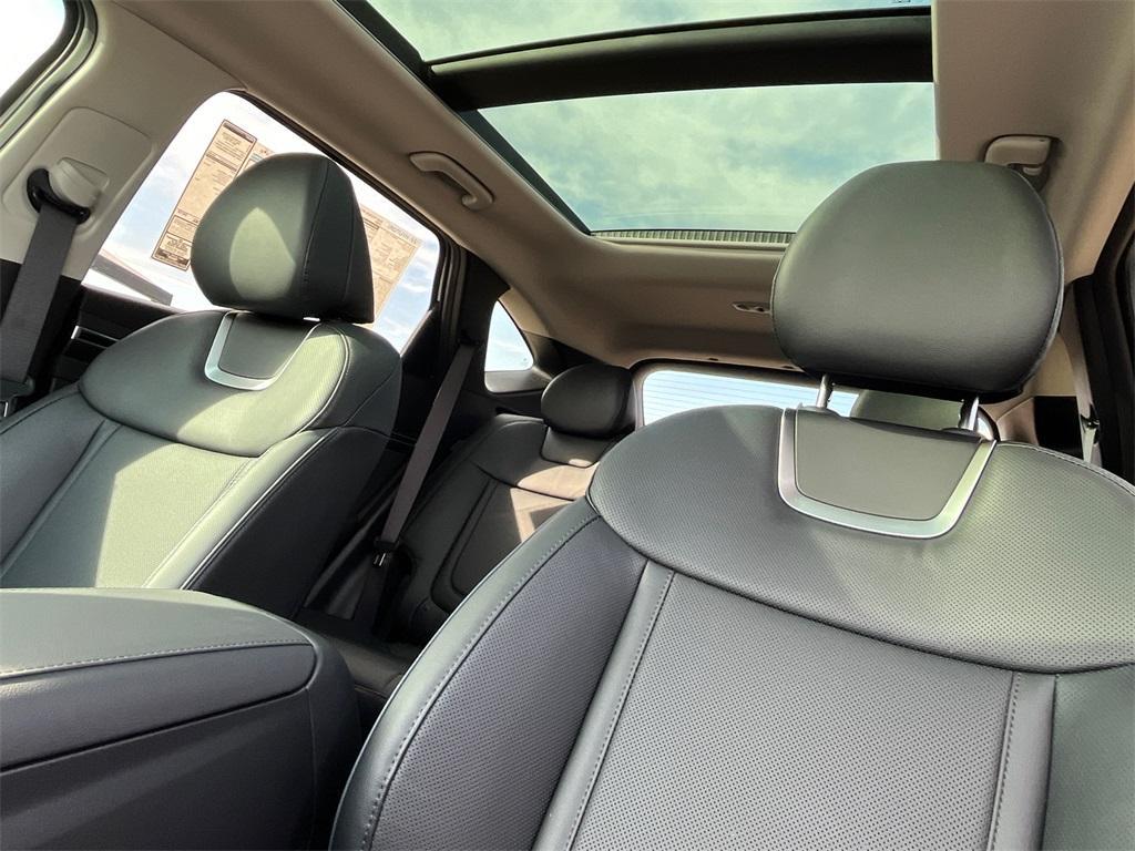 new 2024 Hyundai TUCSON Hybrid car, priced at $39,504