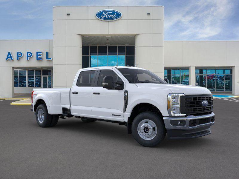 new 2024 Ford F-350 car, priced at $65,205