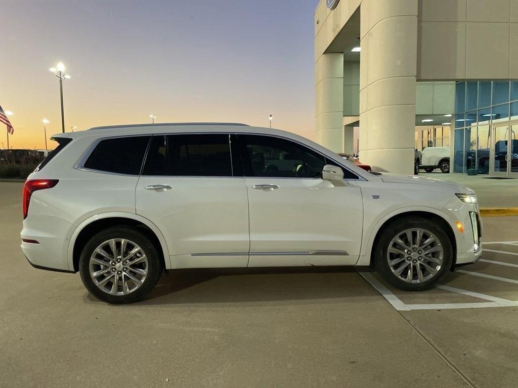 used 2021 Cadillac XT6 car, priced at $26,991