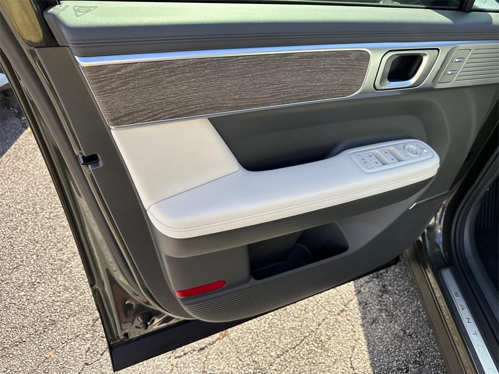 new 2025 Hyundai SANTA FE HEV car, priced at $45,450