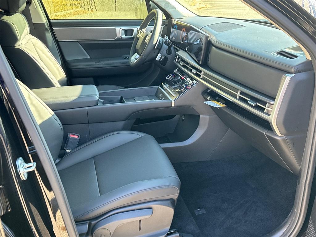 new 2025 Hyundai Santa Fe car, priced at $37,200