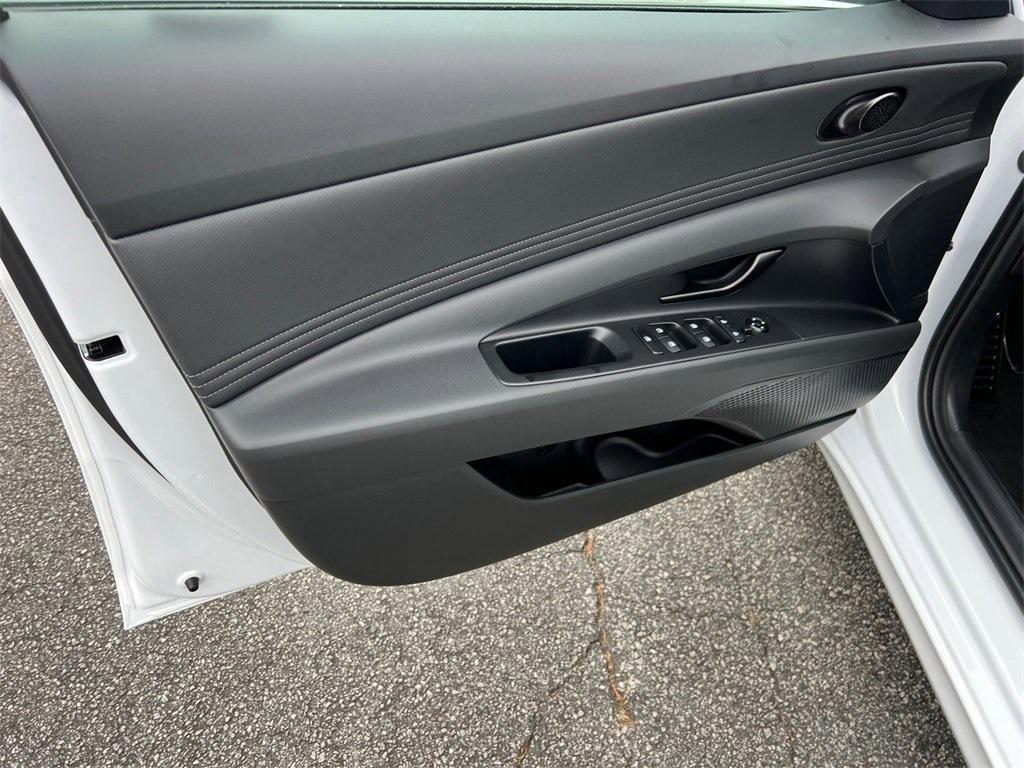 new 2025 Hyundai Elantra car, priced at $24,340