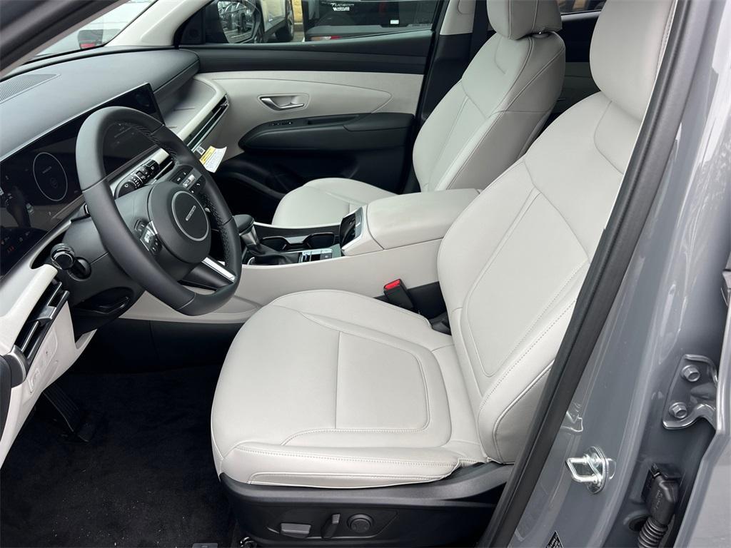new 2025 Hyundai Tucson car, priced at $33,235