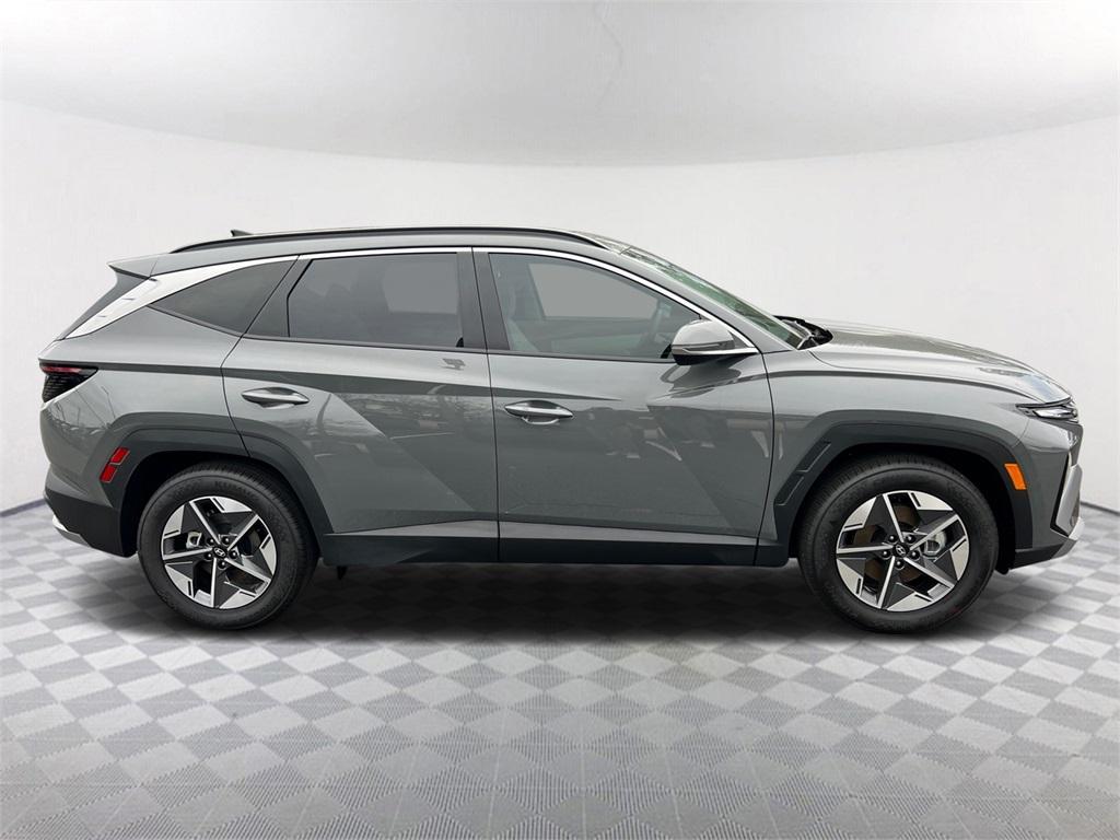 new 2025 Hyundai Tucson car, priced at $33,235