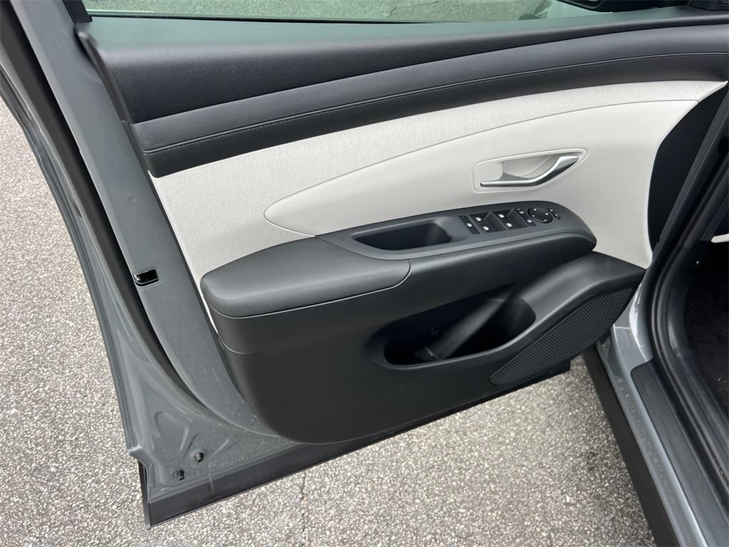 new 2025 Hyundai Tucson car, priced at $33,235