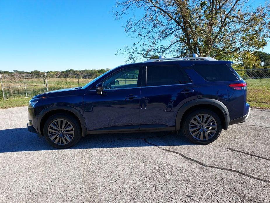 used 2022 Nissan Pathfinder car, priced at $25,000