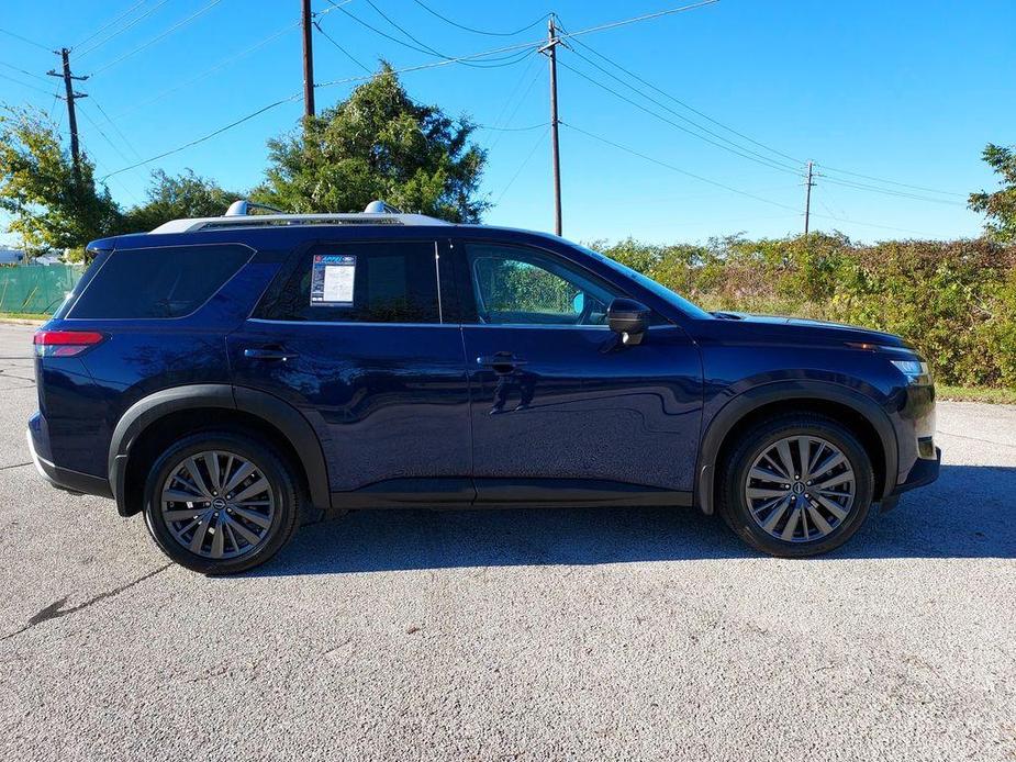 used 2022 Nissan Pathfinder car, priced at $25,000