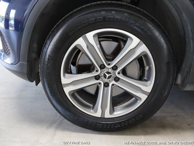 used 2019 Mercedes-Benz GLC 300 car, priced at $18,888