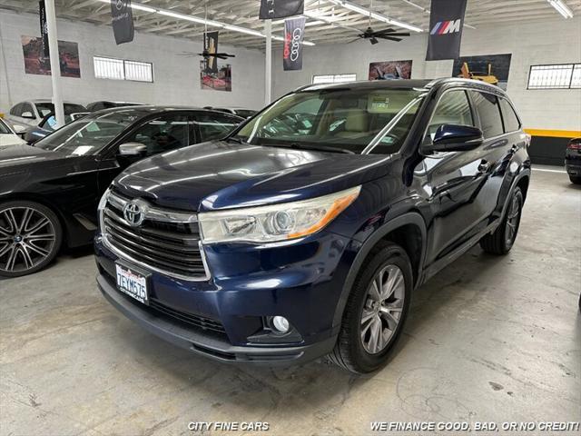 used 2014 Toyota Highlander car, priced at $18,988