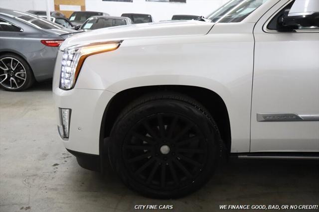 used 2017 Cadillac Escalade car, priced at $31,800