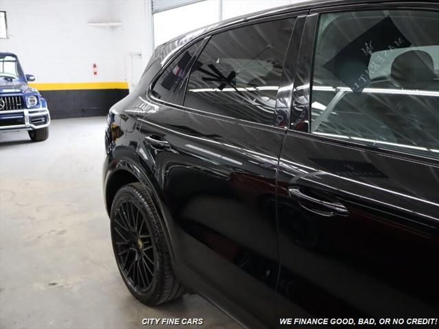 used 2019 Porsche Cayenne car, priced at $37,888
