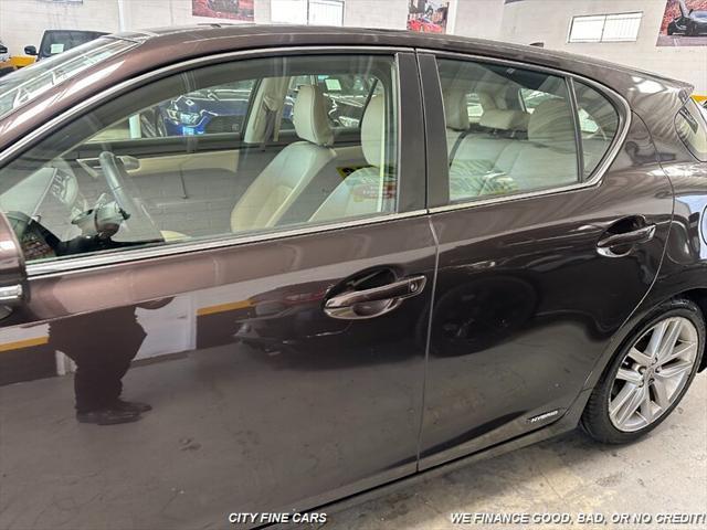 used 2014 Lexus CT 200h car, priced at $10,988