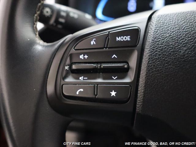 used 2023 Hyundai Venue car