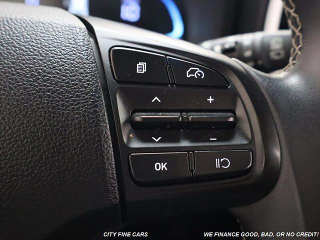 used 2023 Hyundai Venue car