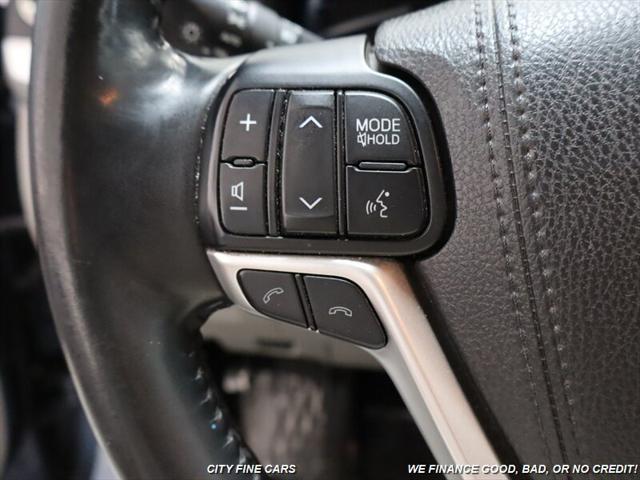 used 2018 Toyota Highlander car, priced at $23,988